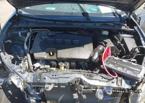 2018 Toyota Corolla Le z USA, uszkodzony, nr VIN 2T1BURHE9JC077152